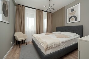 Apartment, 1 Bedroom, Balcony | 1 bedroom, individually decorated, bed sheets - Air Conditioned Apartment by Renters (Wroclaw)