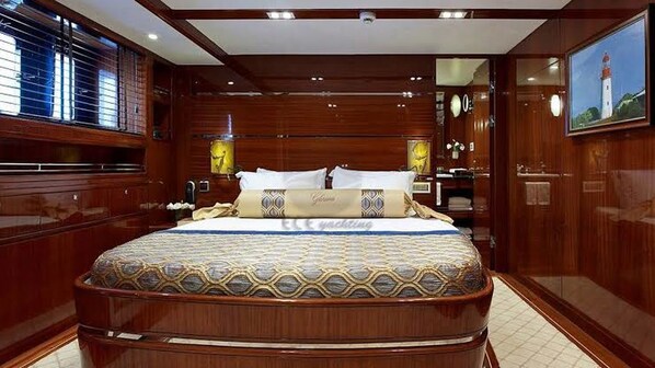 Premium bedding, free minibar items, soundproofing, iron/ironing board - Tulpar Ay Villaları  (Kemer)