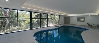 A peaceful break amidst lush greenery and birds