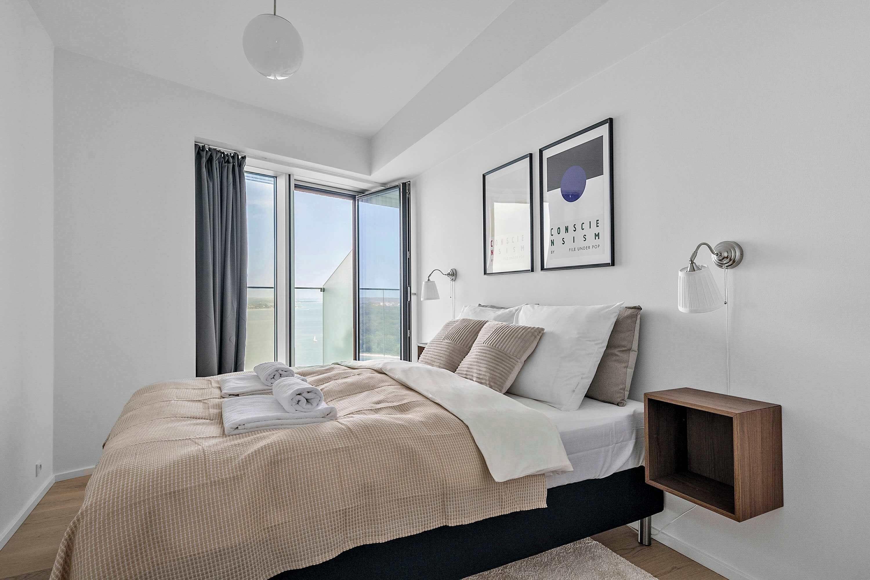 2 Schlafzimmer, Schreibtisch, Bügeleisen/Bügelbrett, WLAN