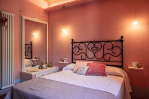 8 bedrooms, iron/ironing board, travel crib, free WiFi - Villa Sun & Sun 2 Pools by BelcantoVillas (Montelupo Fiorentino)