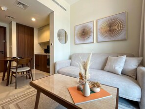 Deluxe Apartment, 1 Bedroom, Lake View | Living area