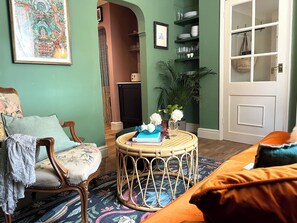 Interior - Cosy Georgian cottage, very central, newly renovated, with a courtyard, sleeps 3 (Bath)