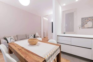 Dining - Casa Isella, stylish and relaxing (Milano)