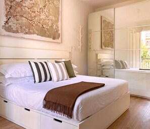 2 bedrooms, WiFi, bed sheets