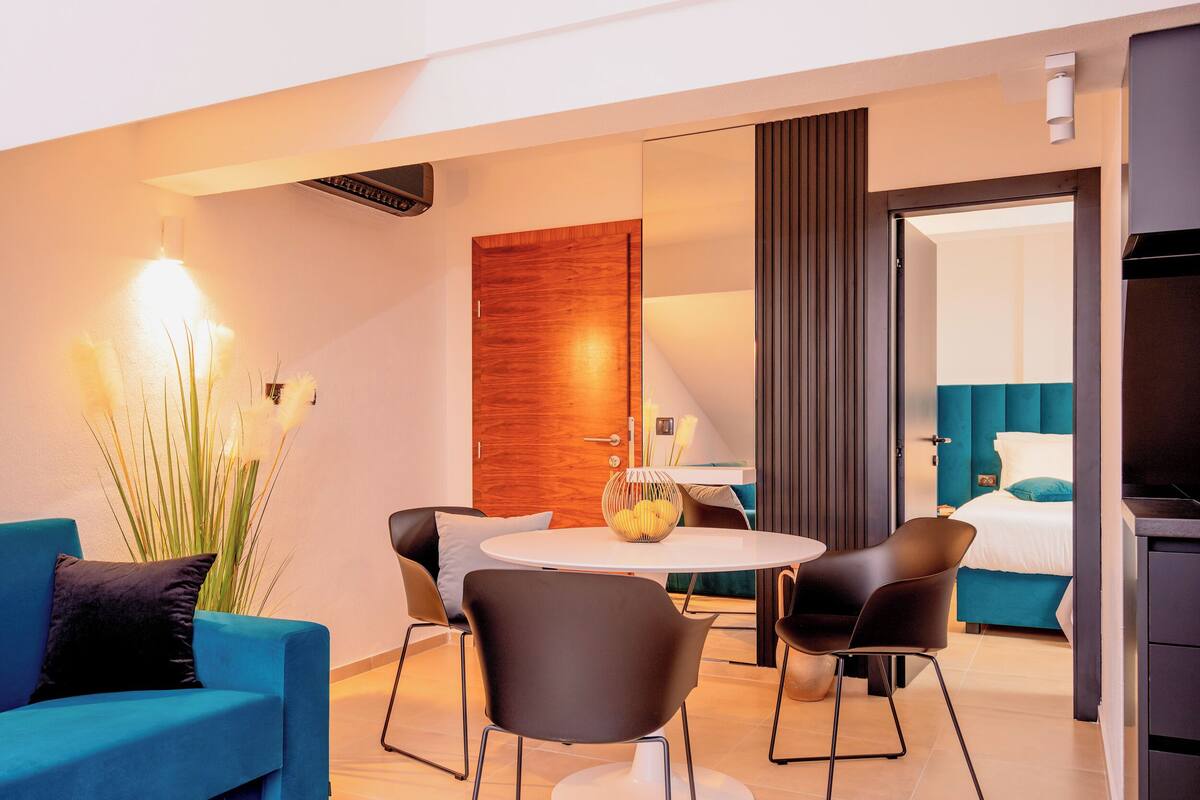 Hochwertige Bettwaren, schallisolierte Zimmer, Reisekinderbett