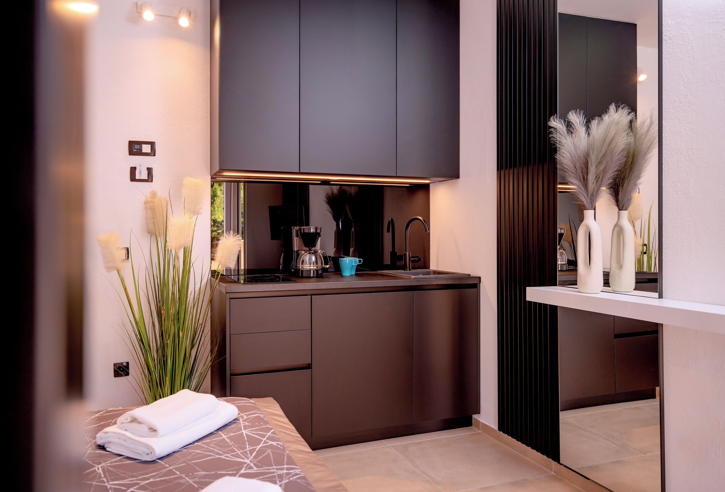 Premium-studiolejlighed - balkon | Premium-sengetøj, lydisolering, weekendseng, gratis Wi-Fi