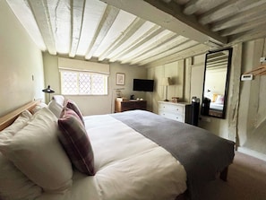 Free WiFi - The Bear Inn (Hartfield)