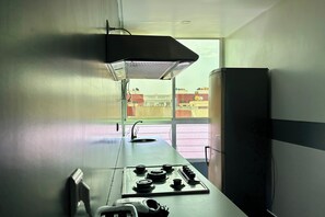 Stovetop, coffee/tea maker, toaster, cookware/dishes/utensils - Panoramic Sea View in Sidi Rahal (Sidi Rahal)