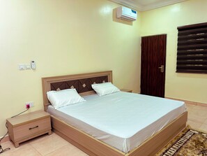 2 slaapkamers, een strijkplank/strijkijzer, wifi, beddengoed