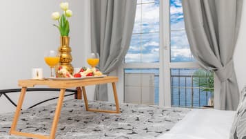 Apartment (Two Bedroom Apartment with Terrace an) | 4 bedrooms, cots/infant beds, free WiFi