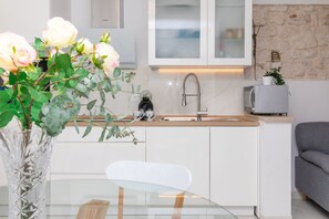 Apartment (Two Bedroom Apartment with Terrace an) | Innendetails