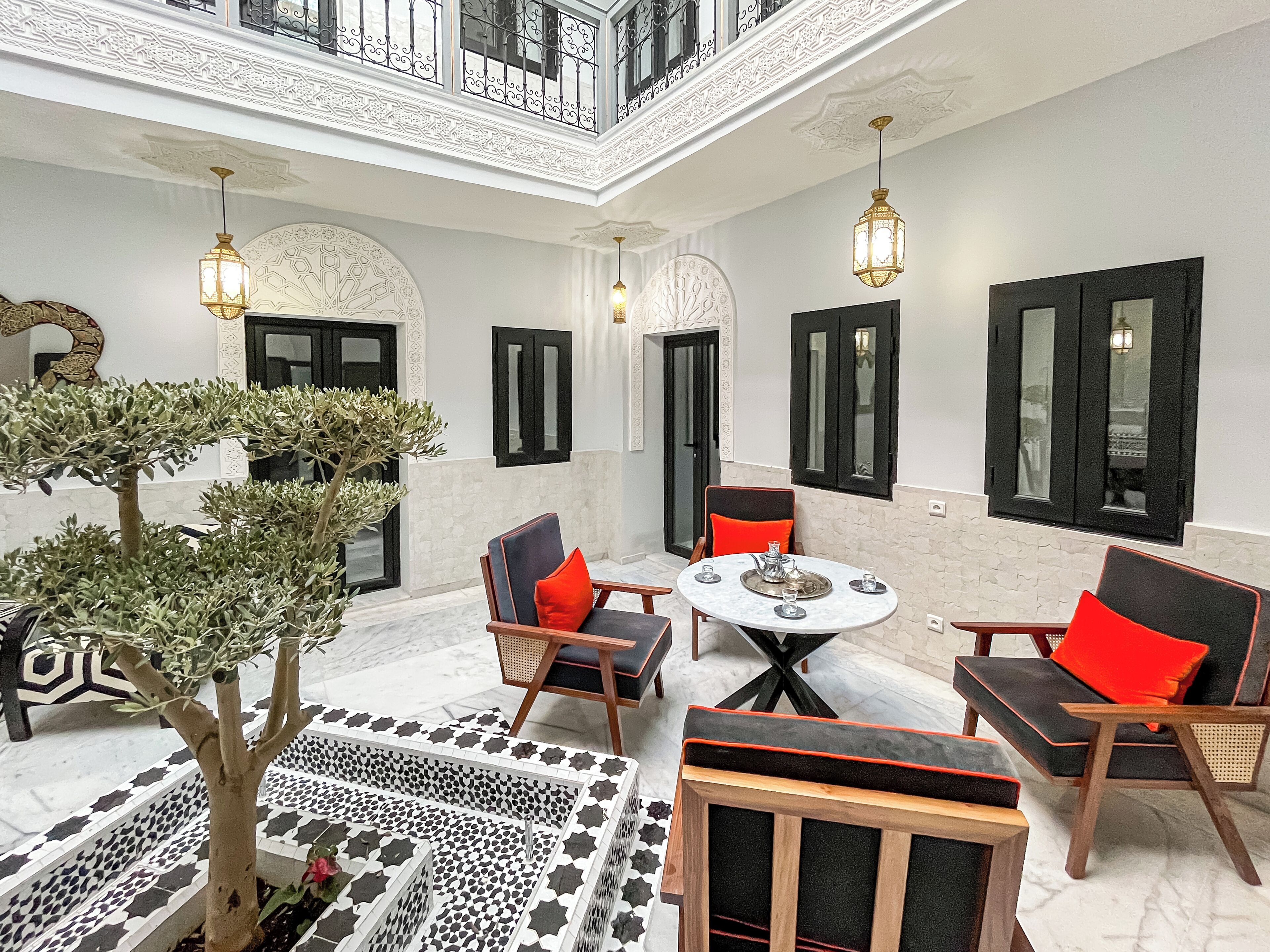 Coin salon dans le hall