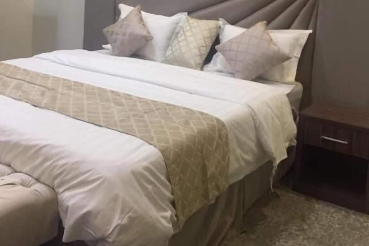 Departamento Grand | Caja de seguridad en la habitación, cortinas blackout y insonorización