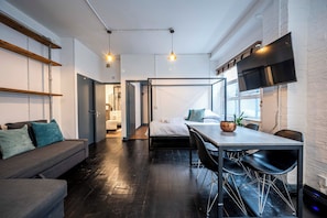 1 chambre, fer et planche Ă repasser, Wi-Fi gratuit, draps fournis