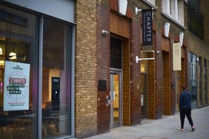 Front of property - Chapter Aldgate (London)