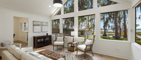 Älytelevisio, pöytätennispöytä