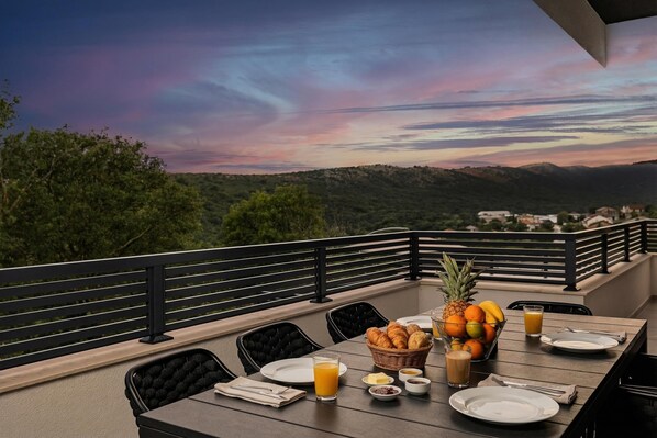 Family Villa, 4 Bedrooms, Balcony (Villa Betelgeuse Supernova) | Outdoor dining - Villa Betelgeuse Supernova (Novi Vinodolski)