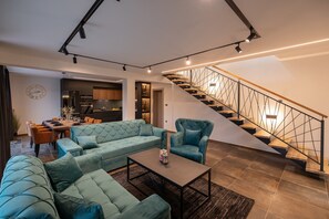 Villa familiale, plusieurs chambres (Villa Betelgeuse Supernova) | Intérieur