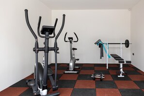 Családi villa, több hálószobával (Villa Betelgeuse Supernova) | Fitneszlétesítmény