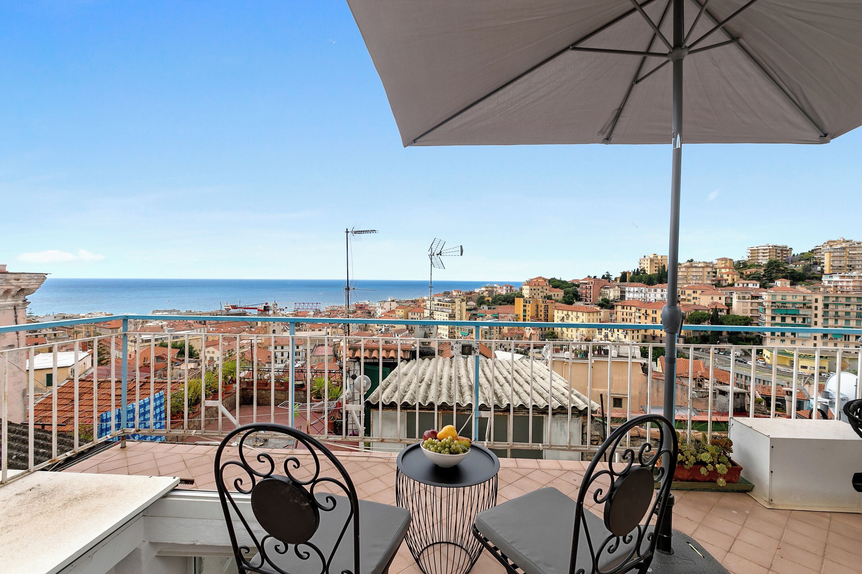 Standard House, Multiple Bedrooms (Casa Veronica) | Property grounds