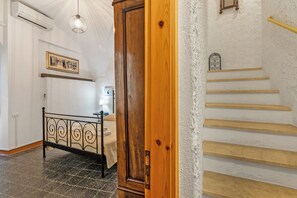 Standard House, Multiple Bedrooms (Casa Veronica) | Interior