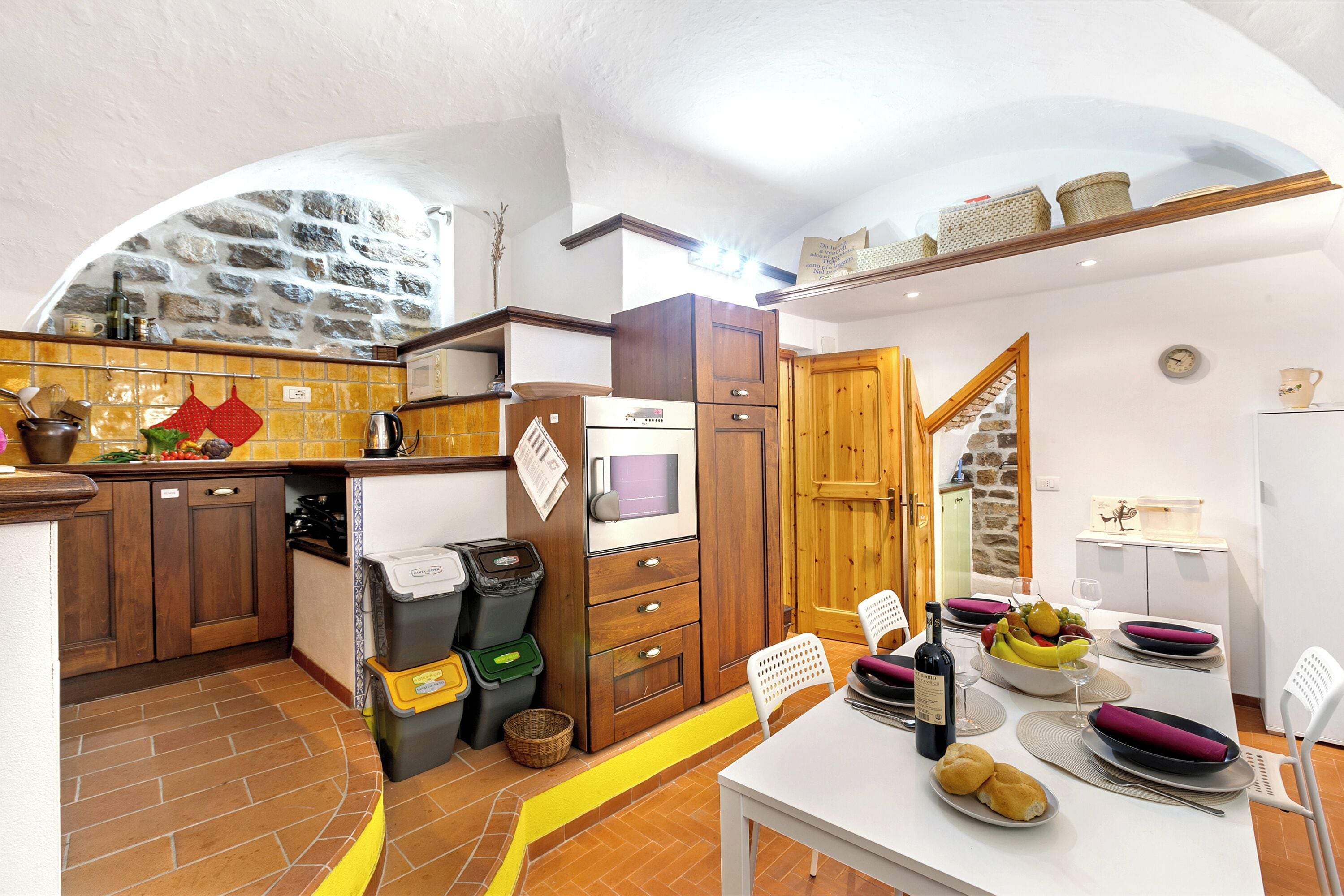 Maison Standard, plusieurs chambres (Casa Veronica) | Restauration