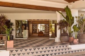 Terrace/patio - Kimpton LOS MONTEROS MARBELLA by IHG (Marbella)