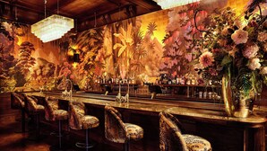 2 bars/lounges - House of Gods - Glasgow (Glasgow)