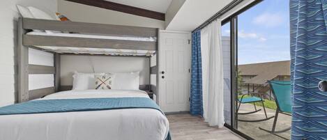 4 bedrooms, desk, iron/ironing board, travel crib