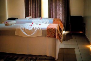 Deep-tissue massages, Swedish massages, sports massages - Dafrican BnB  (Kigali)