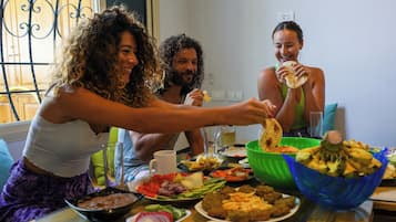 Gratis lokale morgenmadsretter hver dag