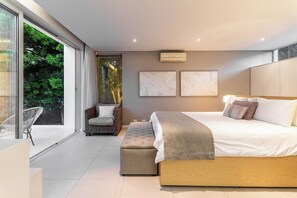 2 室のベッドルーム、アイロン / アイロン台、WiFi、ベッドシーツ