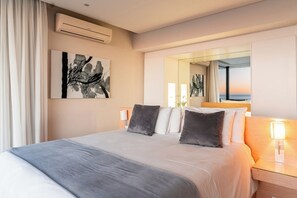 3 habitaciones, tabla de planchar con plancha, wifi y ropa de cama