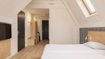 Apartment | 1 bedroom, bed sheets