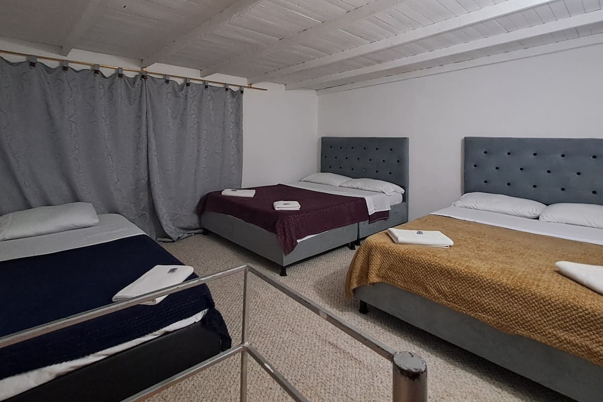 Deluxe Double Room | Desk, blackout curtains, iron/ironing board, free WiFi
