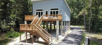 Santa Fe River Front, Luxury Brand New Home near Ichetucknee Springs