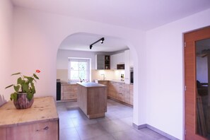 Private kitchen - Modern living in the medieval walls of Glurns (Glurns)