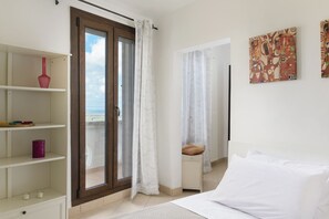 Apartment, Partial Sea View | 2 bedrooms, iron/ironing board, free WiFi, bed sheets
