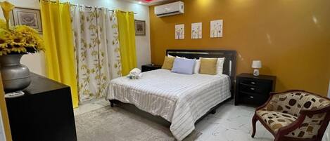 2 quartos, ferros/tábuas de passar roupa, Wi-Fi, roupa de cama