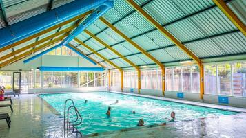 Chalet | Pool | Indoor pool, outdoor pool