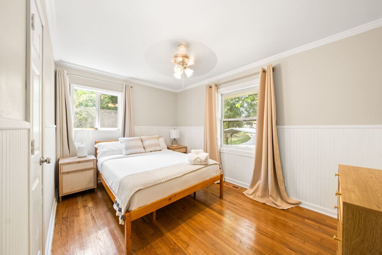 3 habitaciones, tabla de planchar con plancha y wifi gratis 