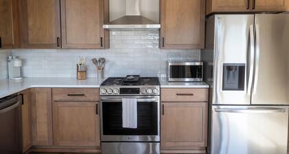 Newly remodeled 4-bedroom family friendly house in Yakima