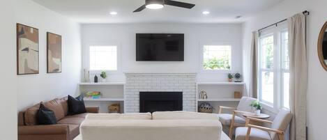 TV connectée, cheminée