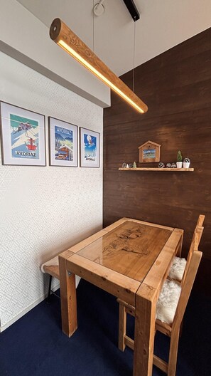 Dining - 200m from resort center, 7th floor, balcony, tv, ski locker, 26m², Avoriaz (Avoriaz)