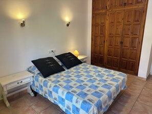 3 sovrum, strykjärn/strykbräda, wi-fi och sängkläder