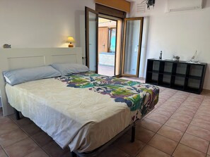 3 Schlafzimmer, schallisolierte Zimmer, Bügeleisen/Bügelbrett, WLAN
