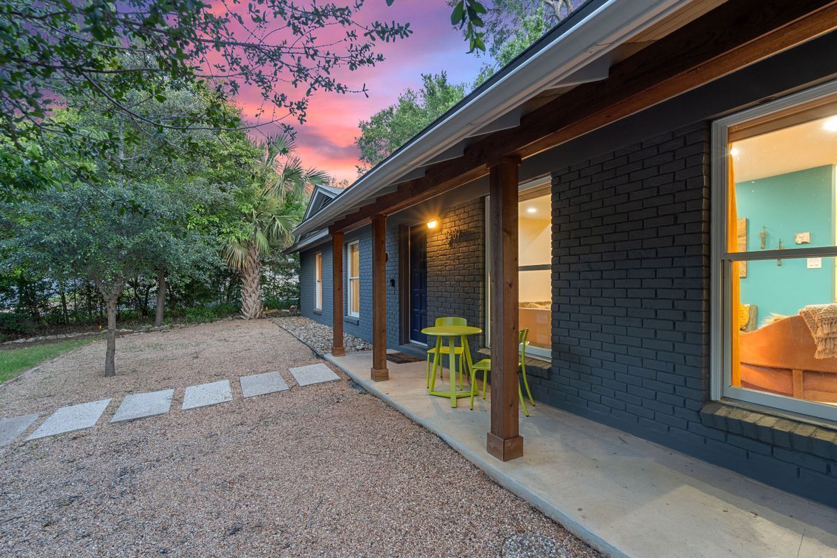 Casa Armadillo - Mid-Century / Boho Chic Home close to Greenbelt/Zilker Park