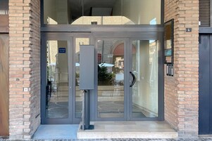 公寓, 多间卧室, 城市景观 | 外观