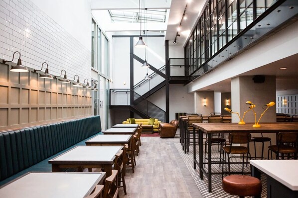 Lobby sitting area - Chapter Kings Cross (London)